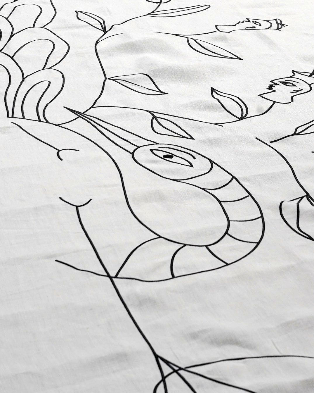 Embroidered Linen Tablecloth – ASFOUR