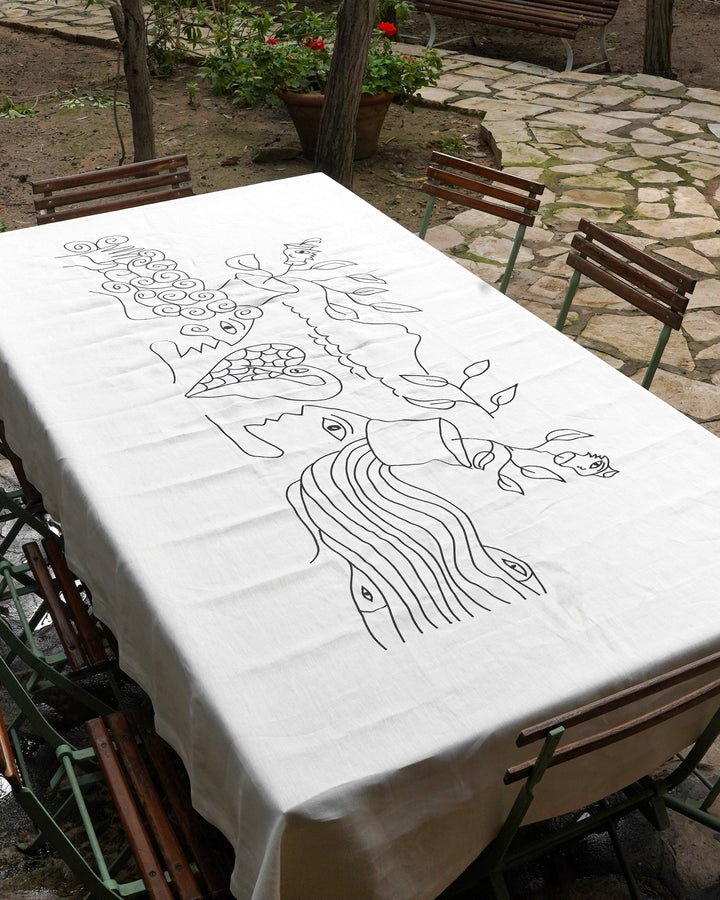 Embroidered Linen Tablecloth – BOUKORNINE